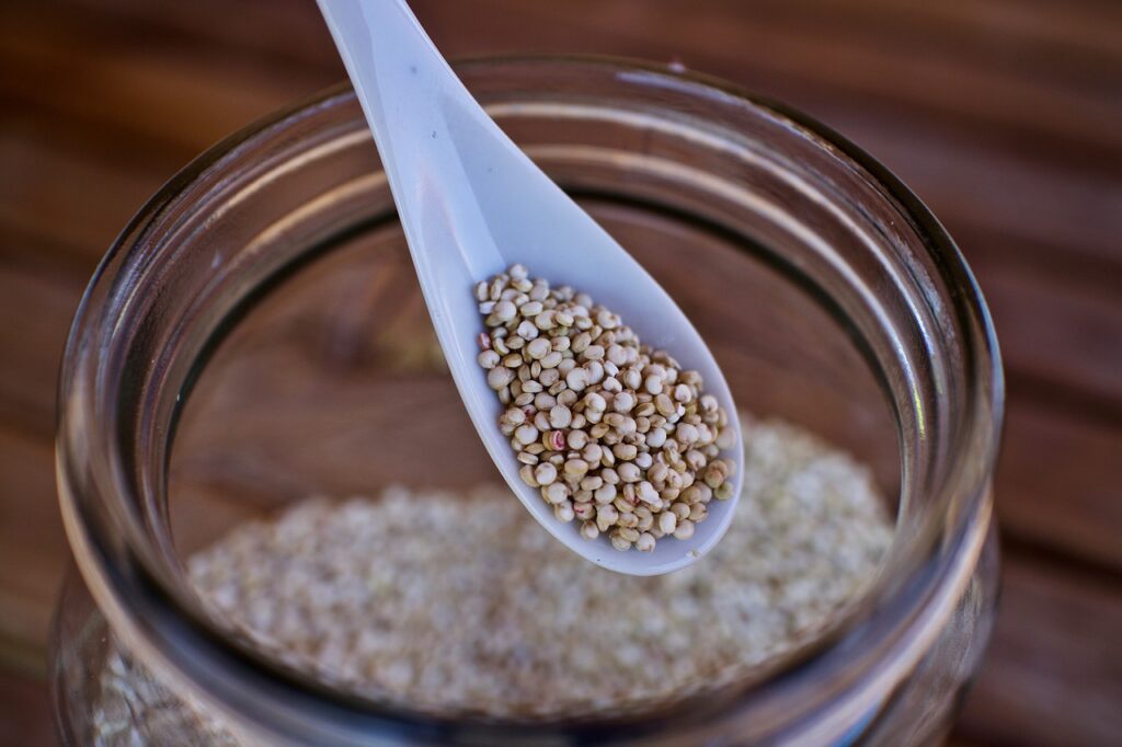 quinoa, cereal, food-6268035.jpg
