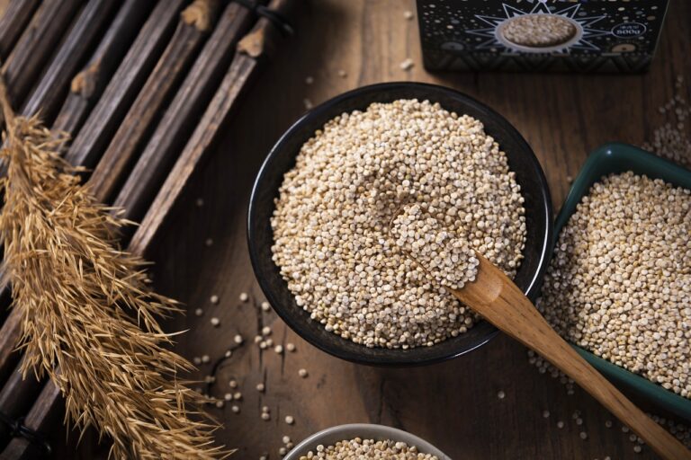 quinoa, grains, seeds-6341427.jpg